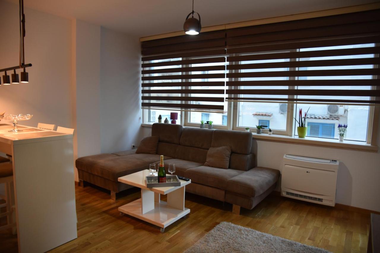 Apartment Lux Fontana Budva Luaran gambar